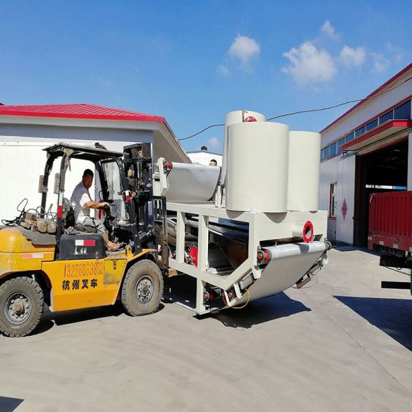 冶金污泥脱水设备带式压滤机系列