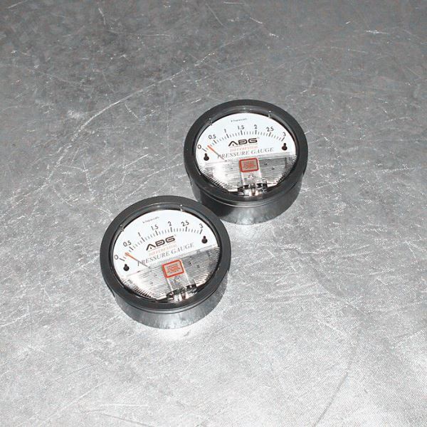 差压表安装面板普通差压计压差计支架过滤器压差表