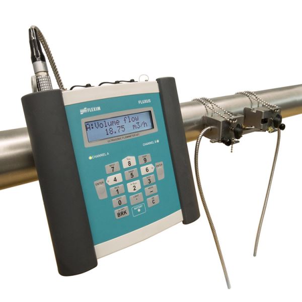 手持式超声波流量计