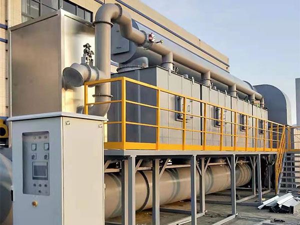 光氧催化设备技术