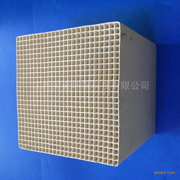 蜂窝陶瓷蓄热体