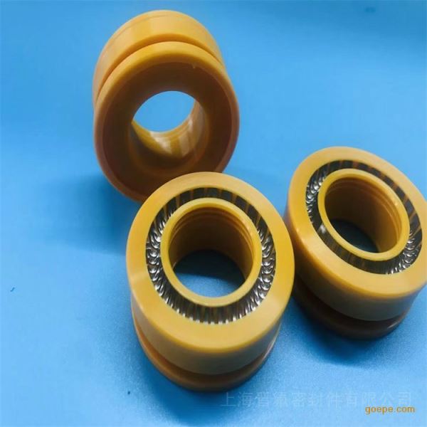 泛塞封轴用旋转耐磨弹簧蓄能密封圈定制