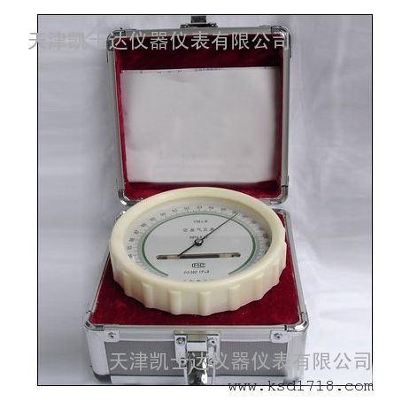 空盒气压表