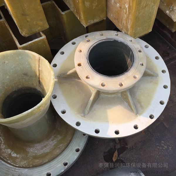 玻璃钢法兰弯头子房