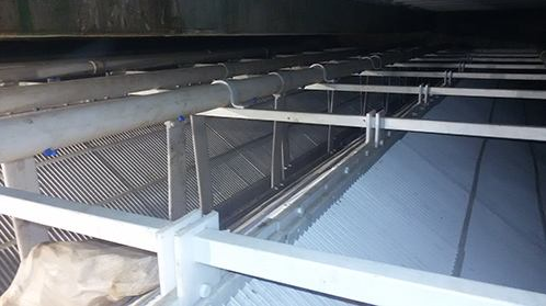 屋脊式除雾器厂